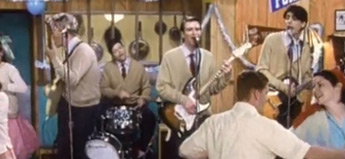 Weezer「Buddy Holly」